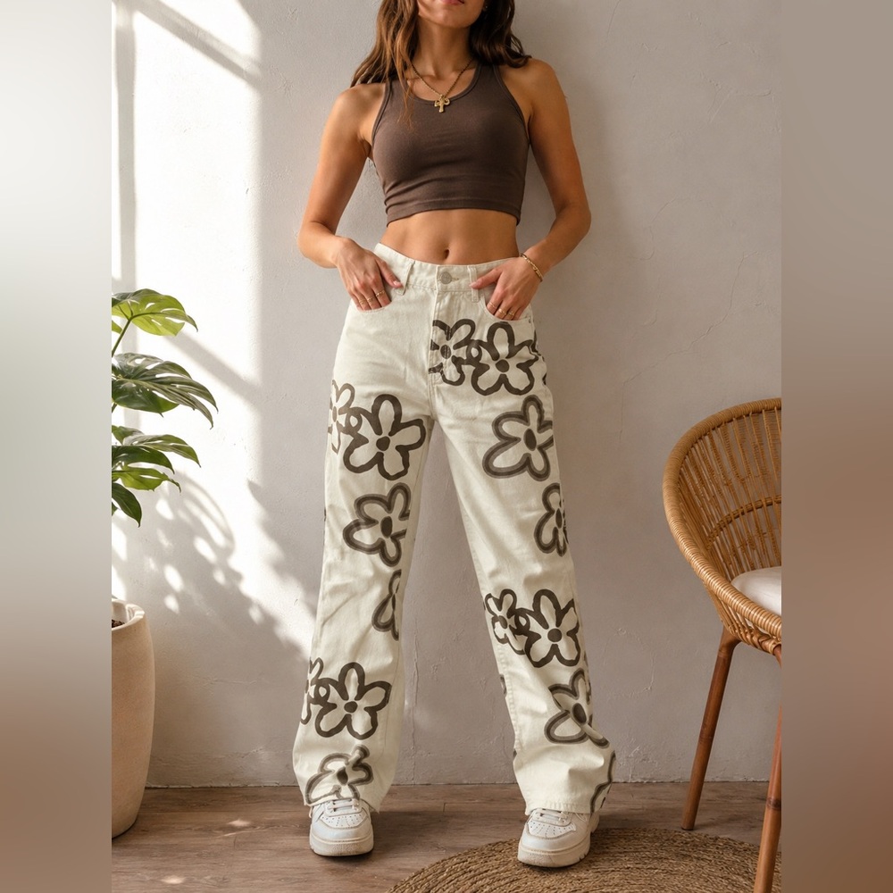 S.O.N.G. 90s Boyfriend Jeans Size 11/30 Cream Brown Floral Print Y2K Wide Leg